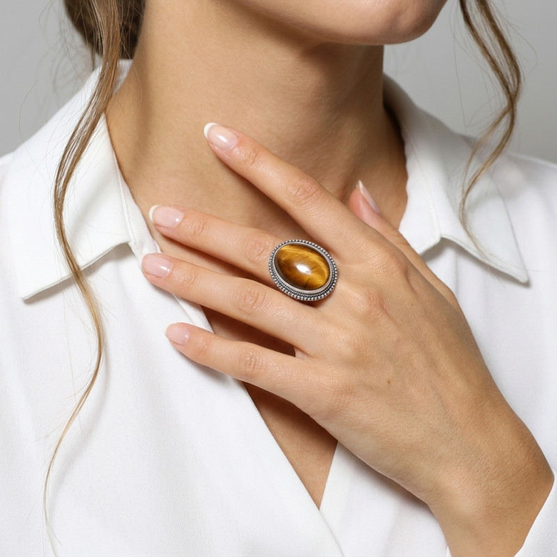 Bague Argent 925 Oeil de tigre Cabochon Ovale 25x18mm porté