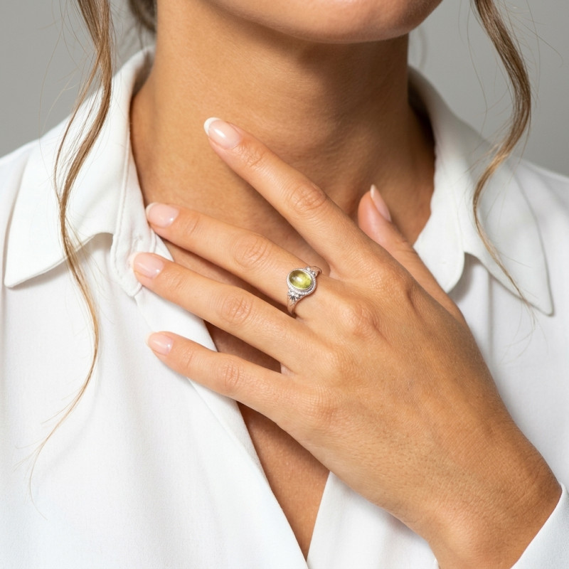 Bague Argent 925 Péridot Ovale 9x7mm porté