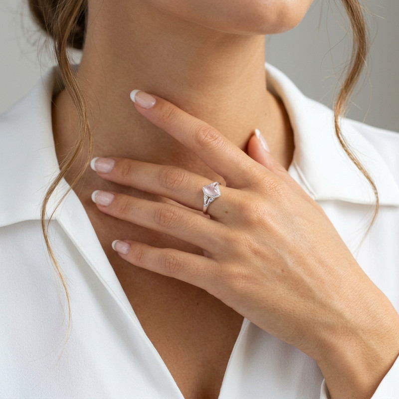 Bague Argent 925 Quartz Rose Navette 8x4mm porté