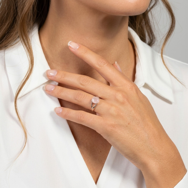 Bague Argent 925 Quartz Rose Ovale 8x6mm porté
