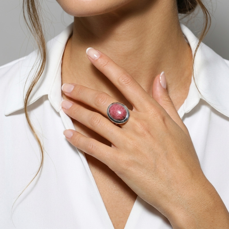 Bague Argent 925 Rhodonite Cabochon Ovale 20x15mm porté