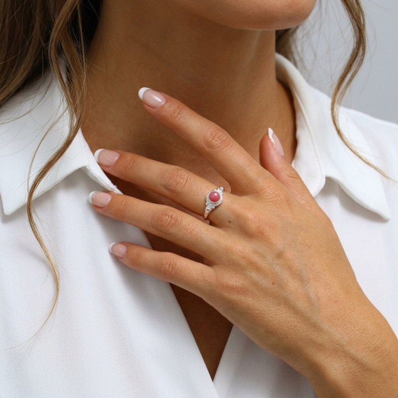 Bague Argent 925 Rhodonite Cabochon Rond 6mm porté