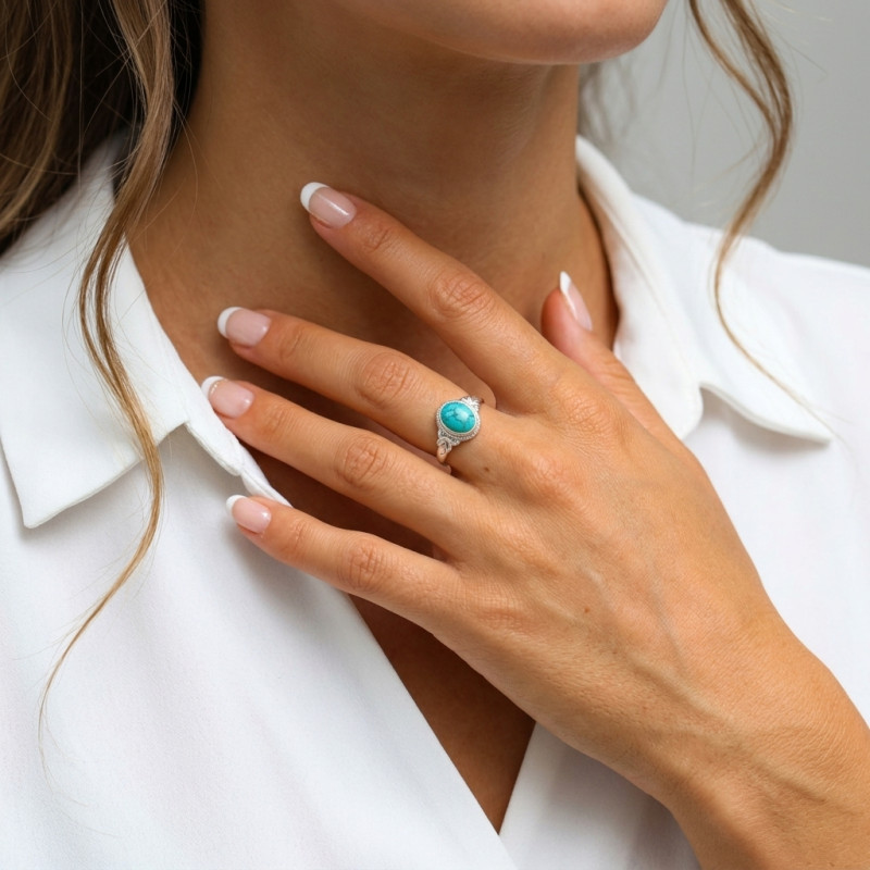 Bague Argent 925 Turquoise Reconstituée  Ovale 9x7mm porté