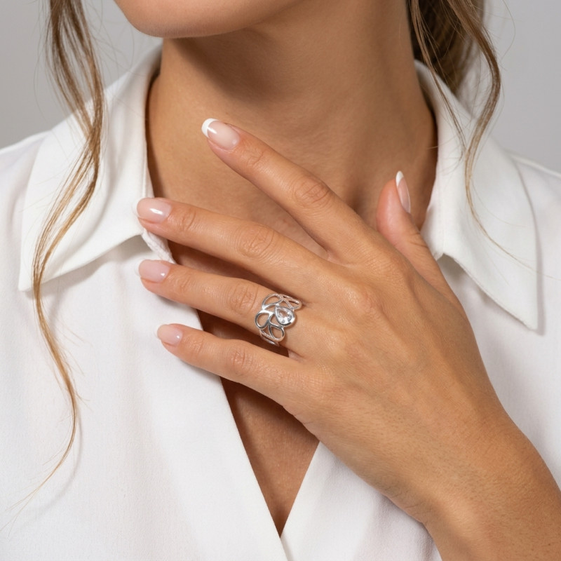 Bague Argent Ajourée Oxyde de Zirconium Poire porté
