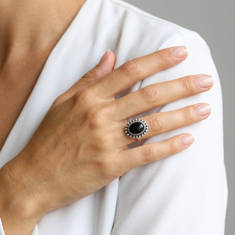 Bague Argent Onyx Ovale 14x10mm porté
