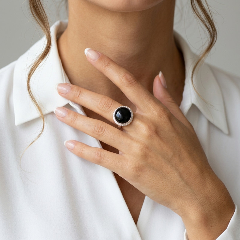 Bague Argent Onyx Ronde 15mm porté