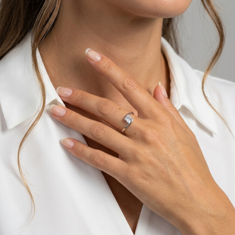 Bague Argent Oxyde Carré 5mm porté