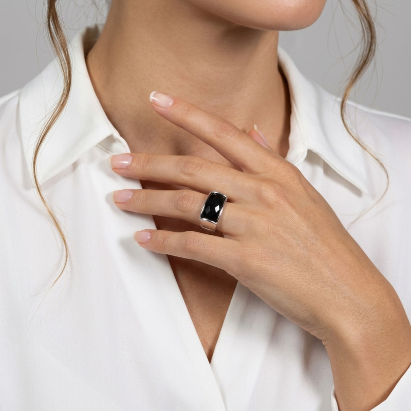 Bague Argent Oxyde de Zirconium Noir porté