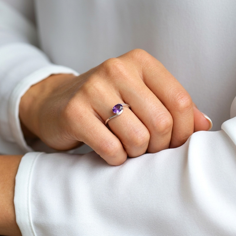 Bague Argent Rhodié Améthyste Ovale 7x5mm porté