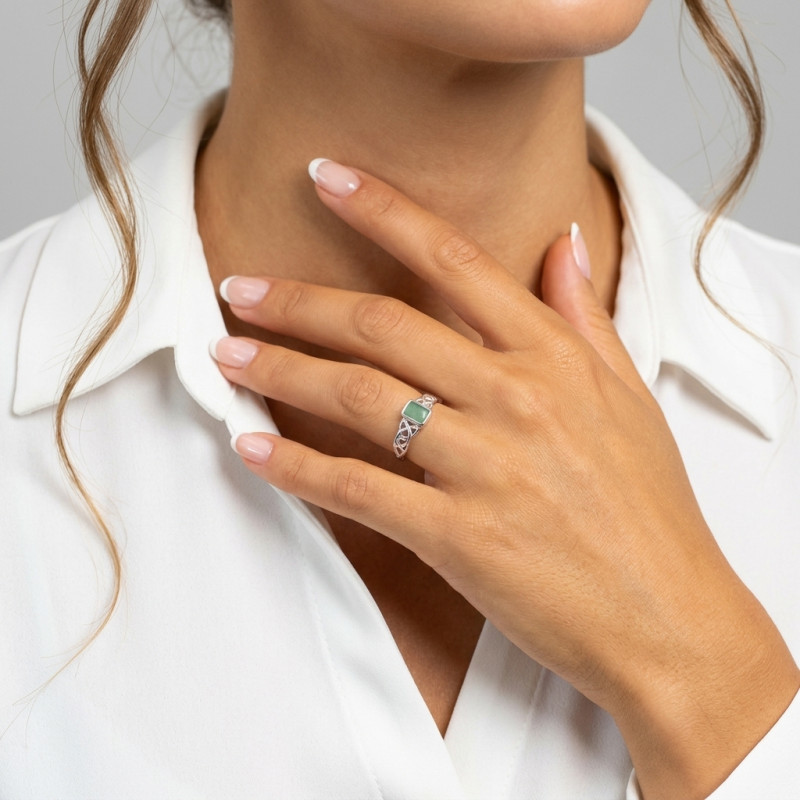 Bague Aventurine Argent Motif celtique porté