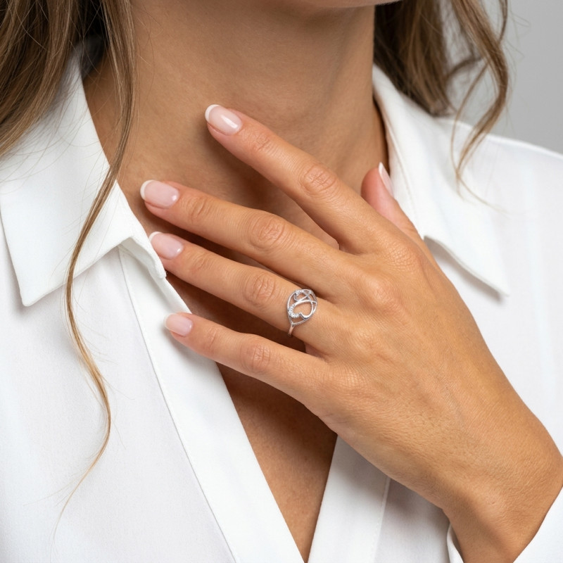 Bague en Argent 925 rhodié et Oxyde de zirconium porté