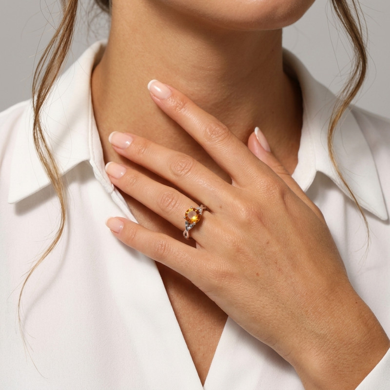 Bague Entrelacée Argent Citrine Ronde 8mm porté