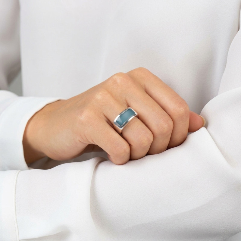 Bague Large Argent  Nacre Bleue porté