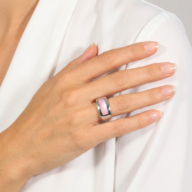 Bague Large Argent  Nacre Rose porté
