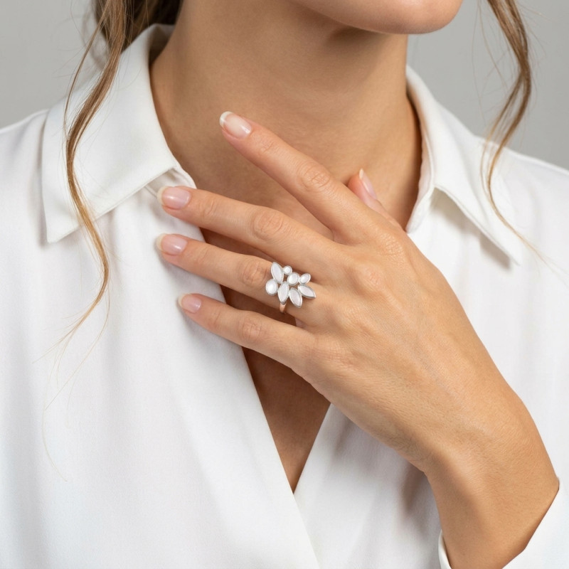 Bague Nacre en Argent 925 porté
