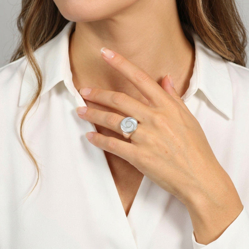 Bague Nacre en Argent 925 porté