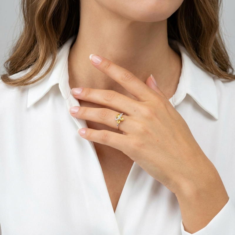 Bague Or blanc 375 Citrine et Diamant porté