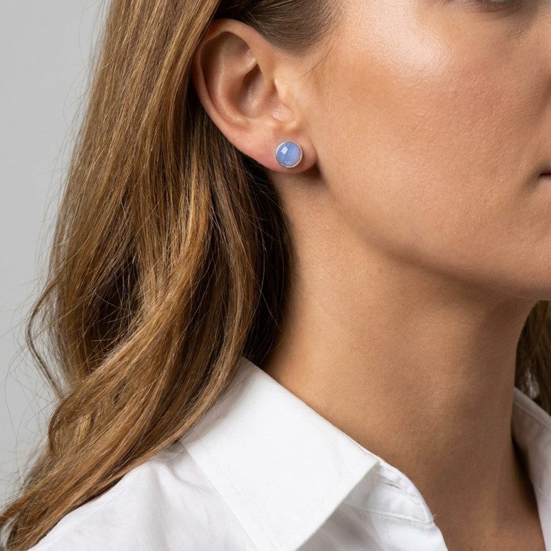 Boucles d'oreilles Argent 925 Calcédoine facettée 7mm porté