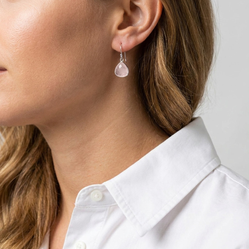 Boucles d'oreilles Argent 925 Quartz rose Triangulaire 10x10mm porté