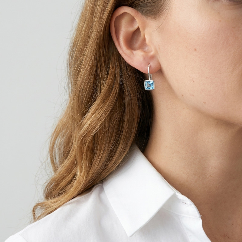 Boucles d'oreilles Argent 925 Topaze Bleue traitée pendantes porté