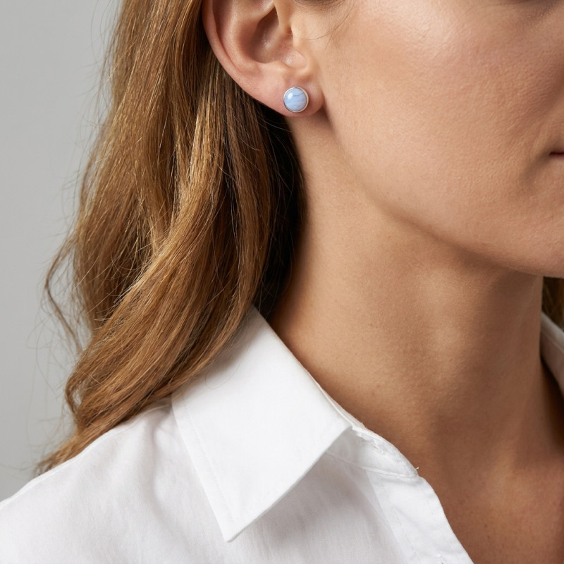 Boucles d'oreilles Argent et Calcédoine Rondes 8mm porté