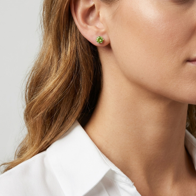 Boucles d'oreilles Argent Oxyde Vert Rond 5mm porté
