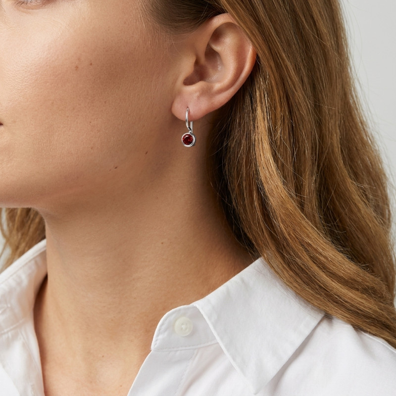 Boucles d'oreilles Argent Pendantes et Grenat Rond 4mm porté