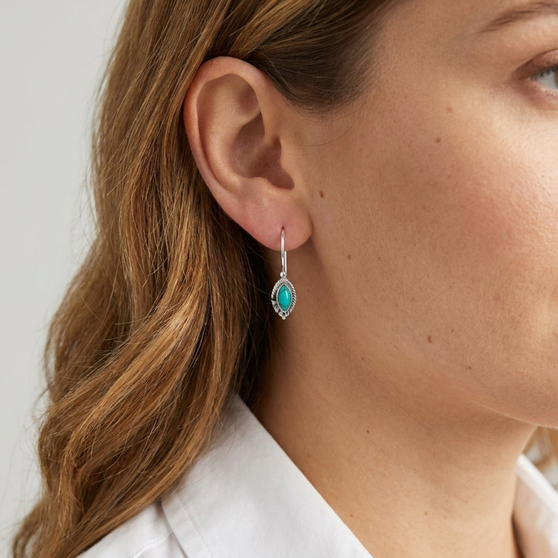 Boucles d'oreilles Argent Turquoise reconstituée   Navette 7x3mm porté