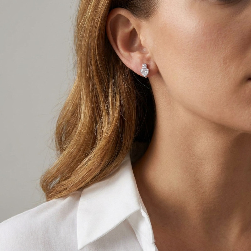 Boucles d'oreilles Coeur Argent 925 Rhodié Oxyde de zirconium porté