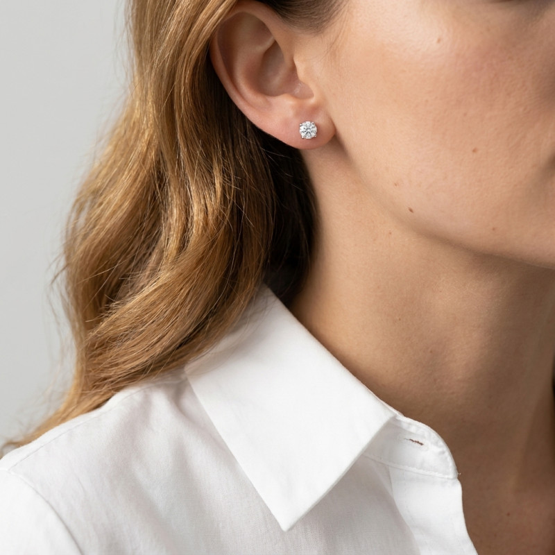 Boucles d'oreilles Diamant 1 Carat Or Blanc 750 porté