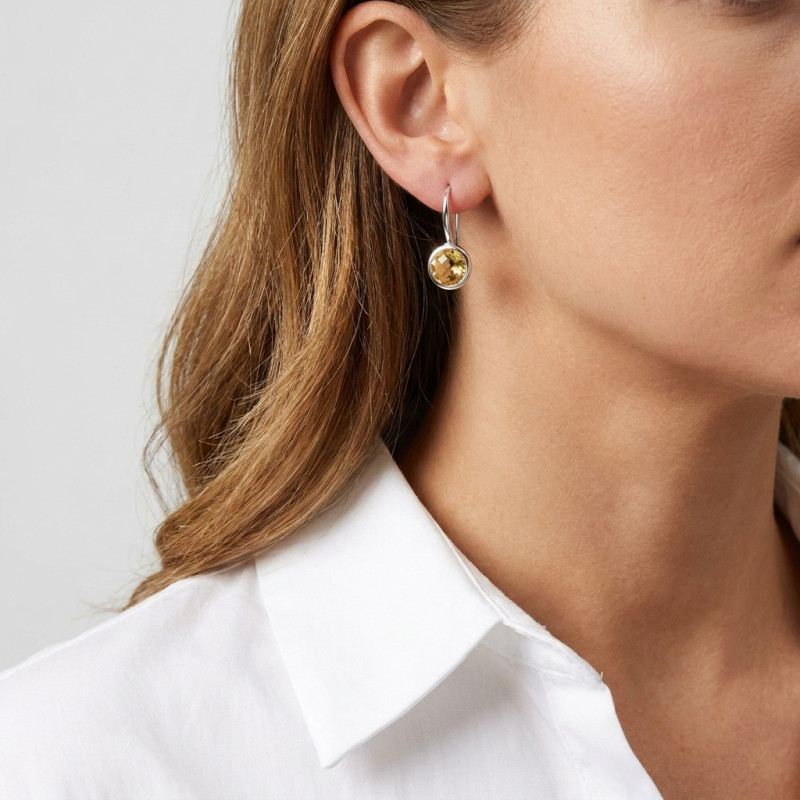 Boucles d'oreilles Or Blanc Citrine  Rondes 8mm porté