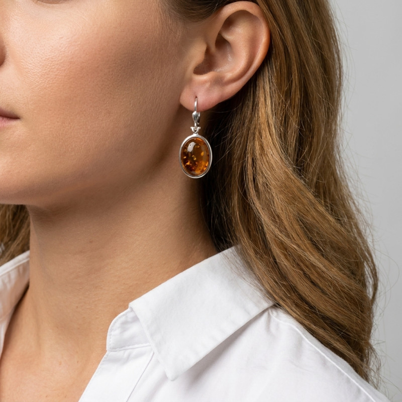Boucles d'oreilles Pendantes Ambre Ovale 20x15mm porté