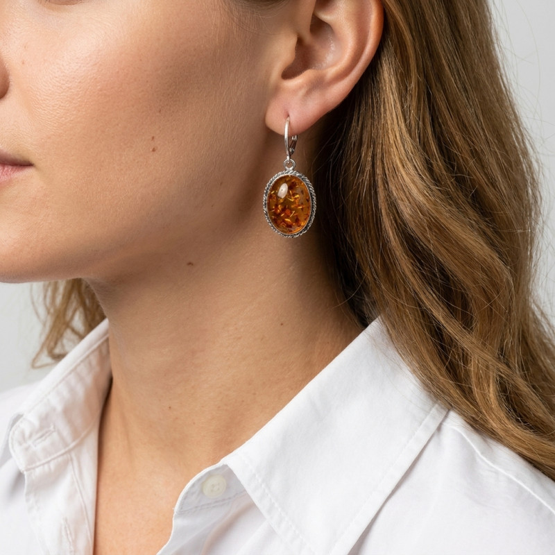 Boucles d'oreilles Pendantes Ambre Ovale 22x16mm porté