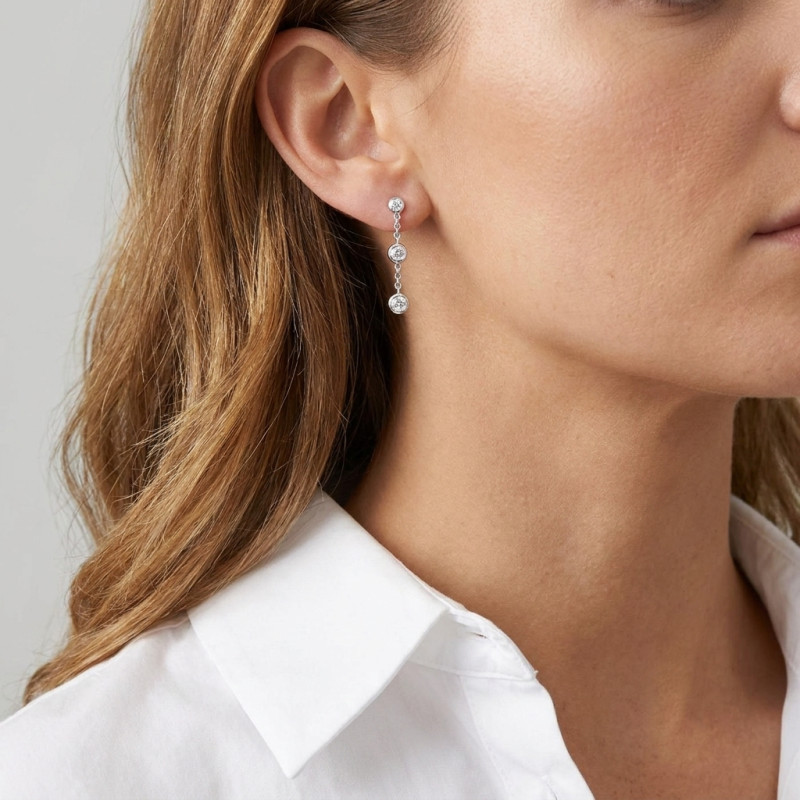 Boucles d'oreilles pendantes Argent 925 Chaînette et Oxyde de zirconium porté