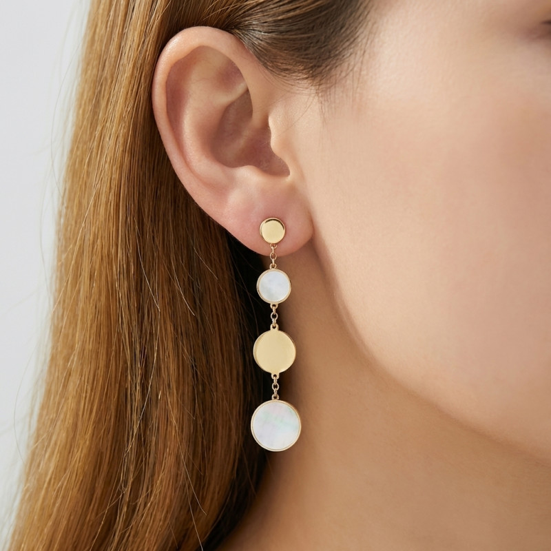 Boucles d'oreilles pendantes Argent 925 doré Disque nacre porté