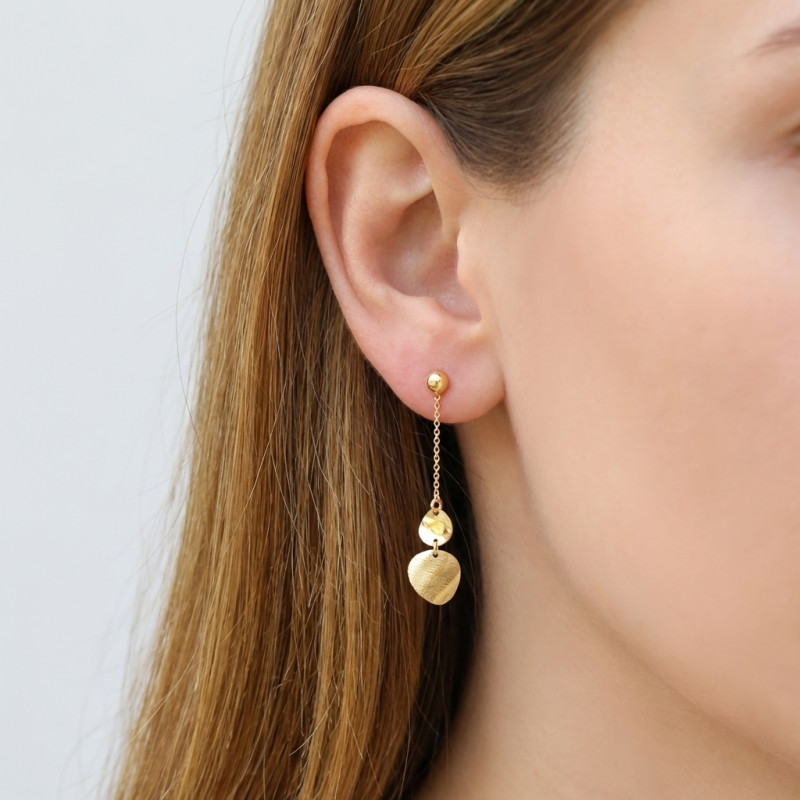 Boucles d'oreilles pendantes Argent 925 doré Disque ondulé brossé porté