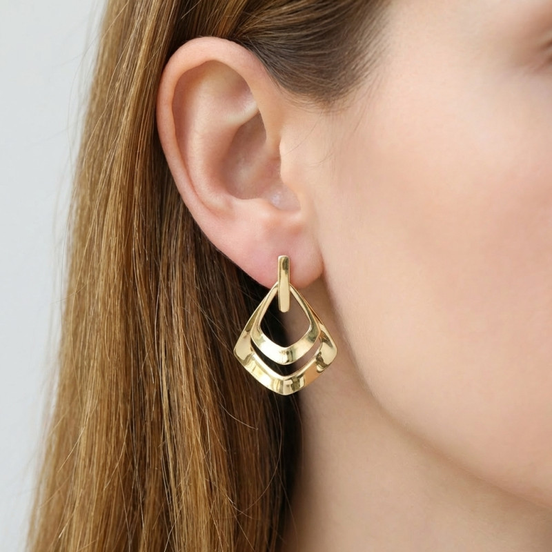 Boucles d'oreilles pendantes Argent 925 doré Losanges porté