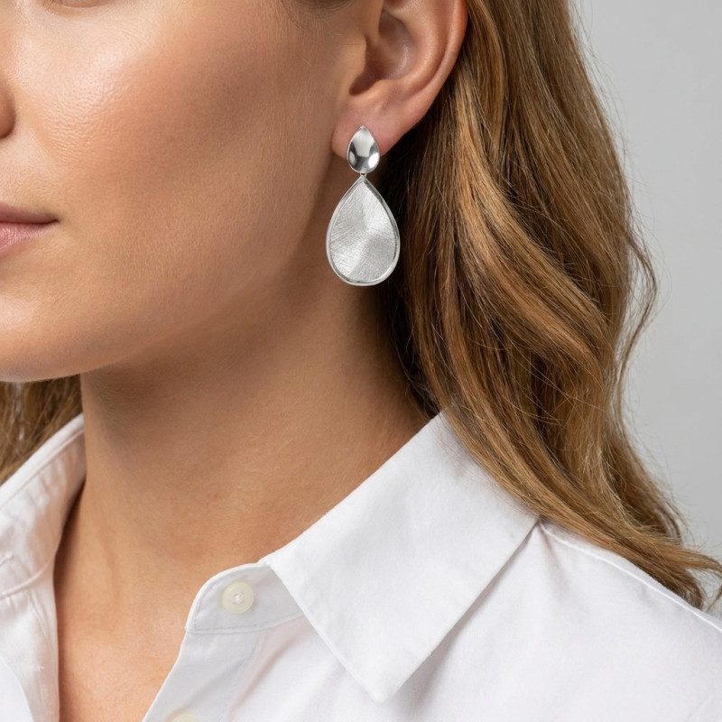 Boucles d'oreilles pendantes Argent 925 Poire brossée porté