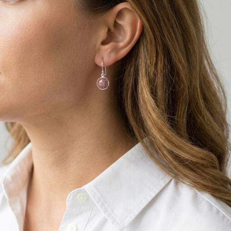 Boucles d'oreilles Pendantes Argent 925 Rhodonite Ronde facettée 9mm porté