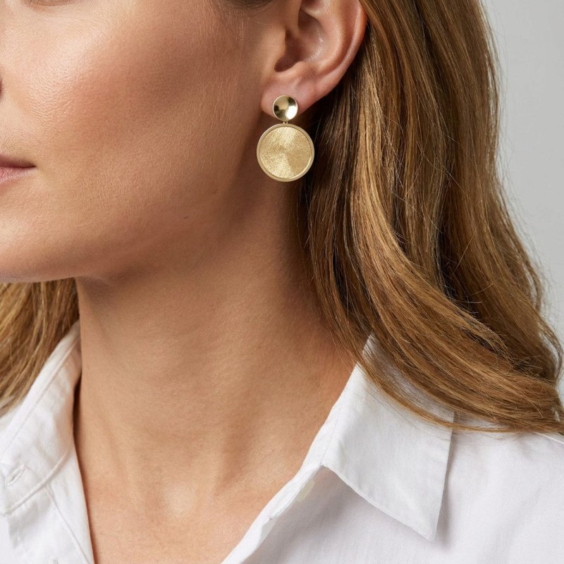 Boucles d'oreilles pendantes Argent Doré Cercle brossé porté