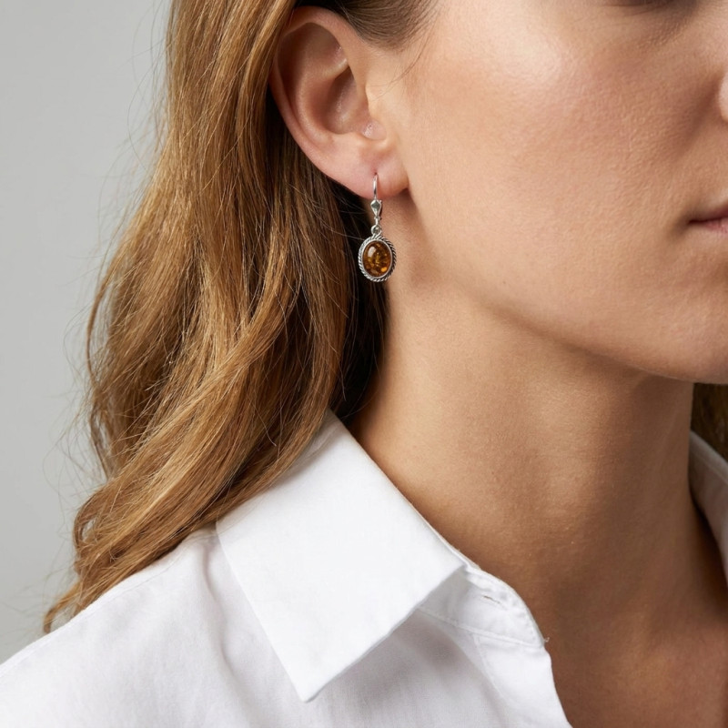 Boucles d'oreilles pendantes Argent et Ambre Vert porté