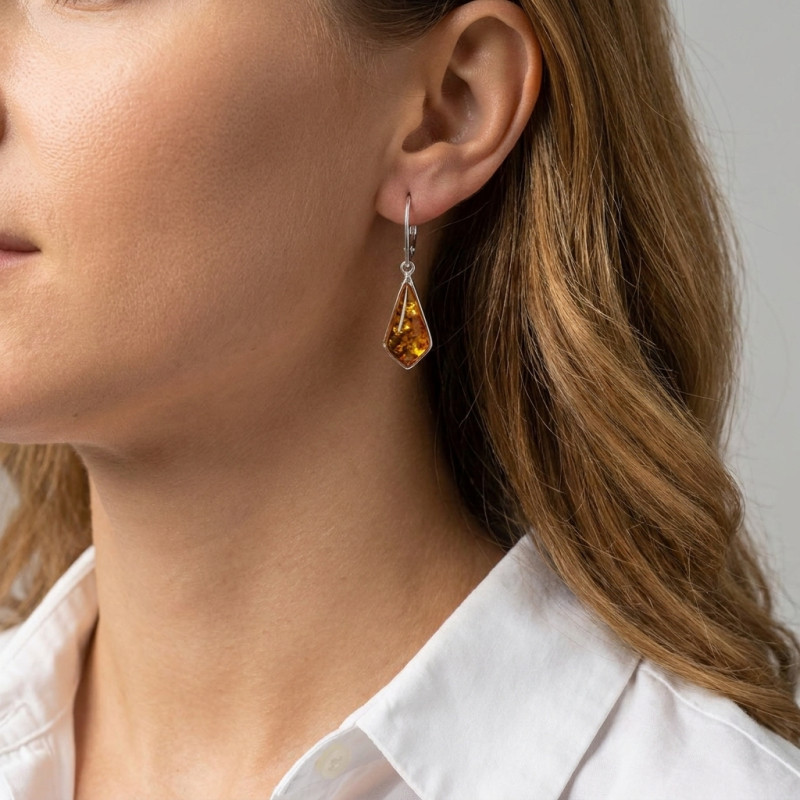 Boucles d'oreilles pendantes Argent et Ambre porté
