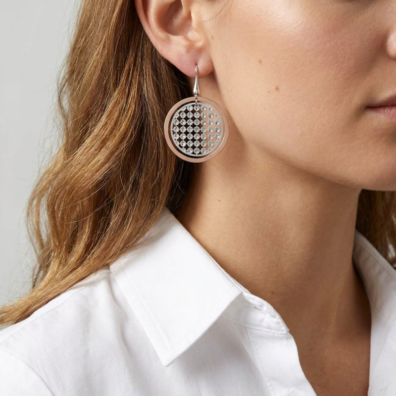 Boucles d'oreilles pendantes argent rhodié 2 tons cercles porté