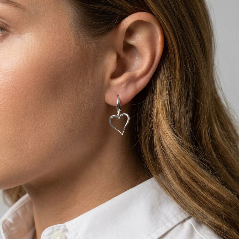 Boucles d'oreilles pendantes argent rhodié coeur porté