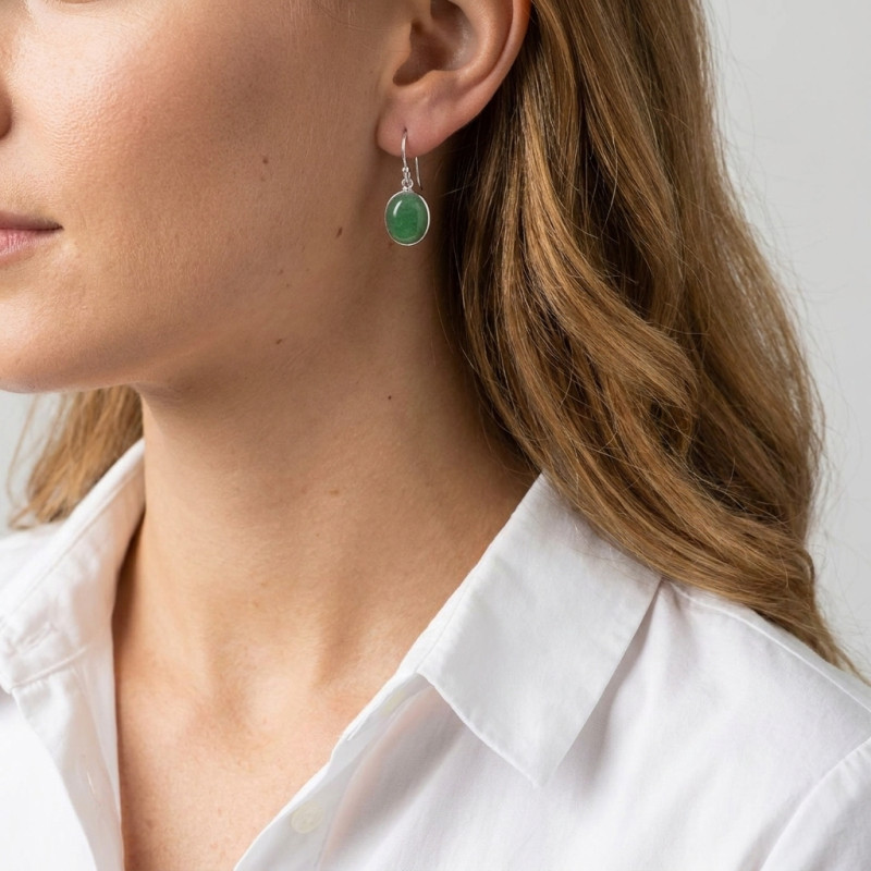 Boucles d'oreilles Pendantes en Argent et Aventurine Ovale Cabochon 12x10mm porté