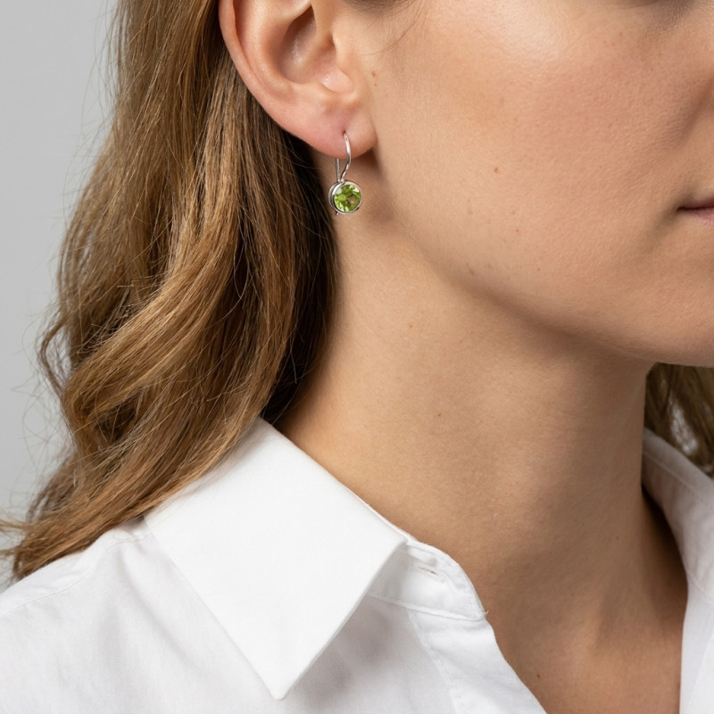 Boucles d'oreilles Péridot Rond 6mm Pendantes Argent porté