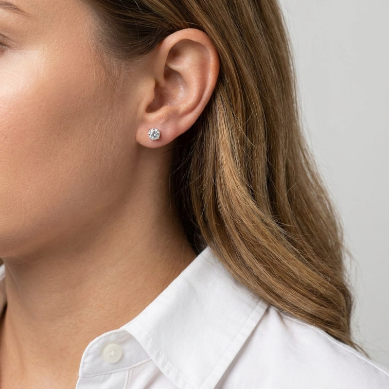 Boucles d'oreilles puces Argent 925 Oxyde de zirconium porté