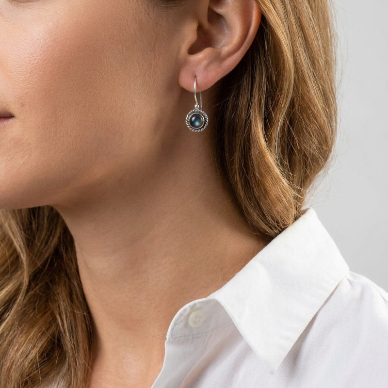 Boucles d'oreilles Vintage Pendantes Argent 925 et Labradorite Ronde 5mm  porté