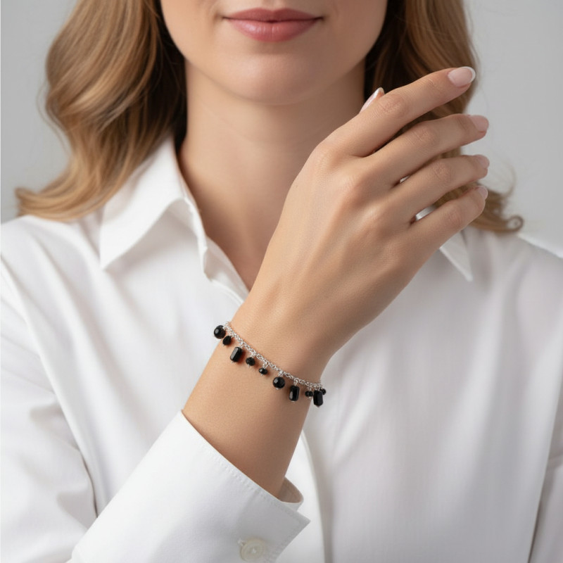 Bracelet Argent 925 et Breloques en Onyx porté
