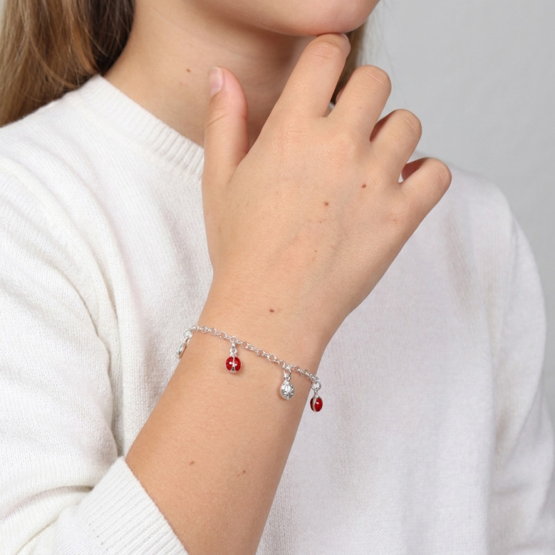 Bracelet Argent Breloques Coccinelles (18cm) porté